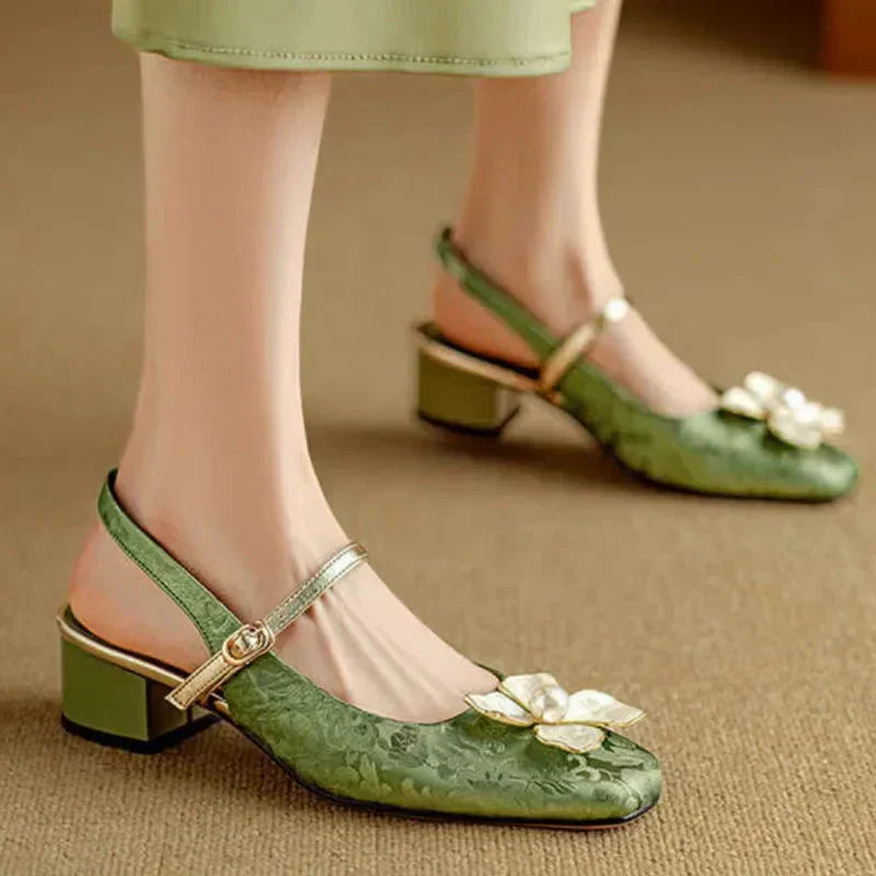 KROHN-E Damen Slingback-Pumps Blumenmuster Perlen-Detail Blockabsatz