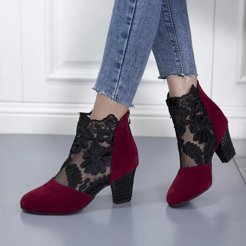 KROHN-E Damen High Heels Spitze Mesh-Details Elegant Schwarz