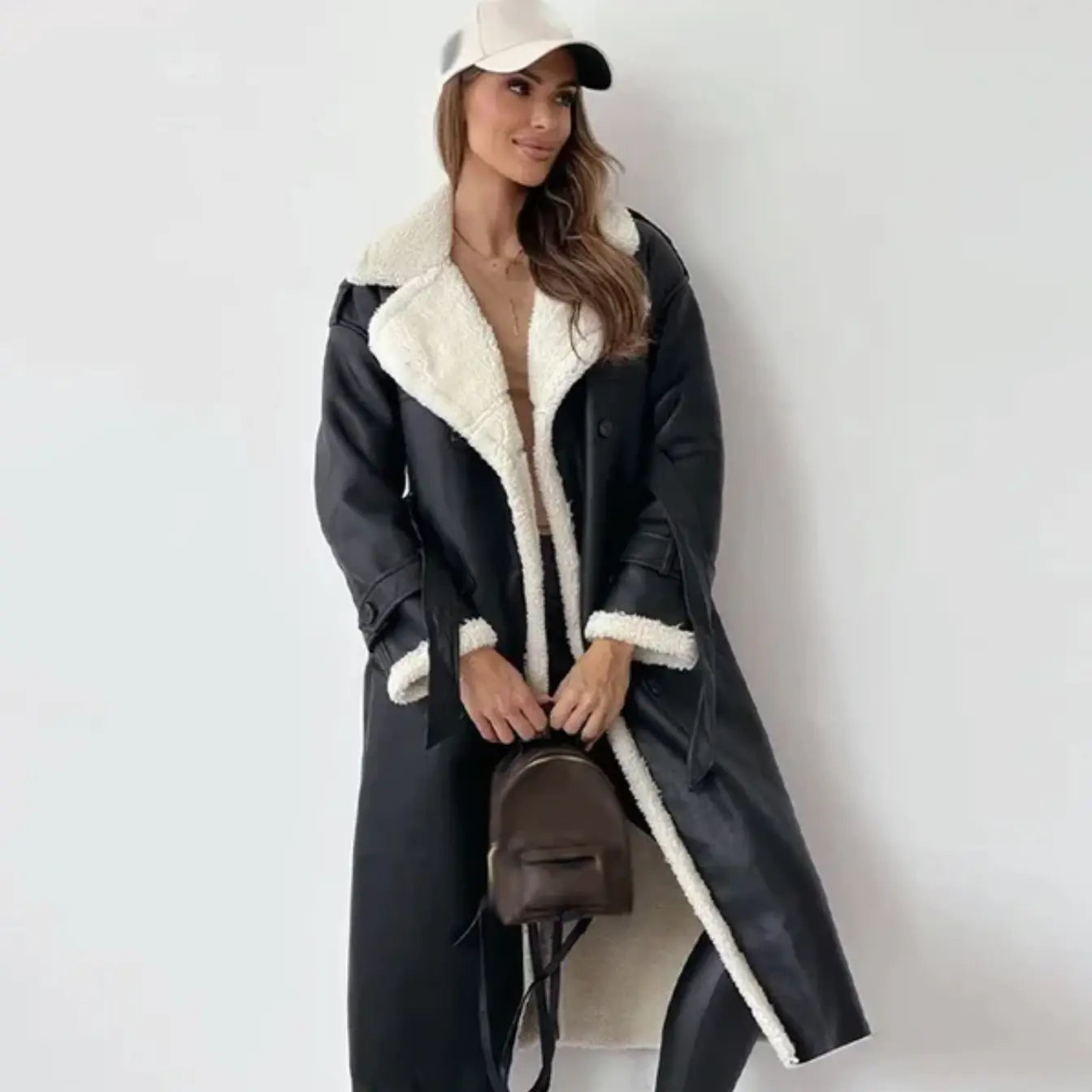 Krohn-e | Lange Klassische Jacke mit Fleece Fütterung und Teddykragen