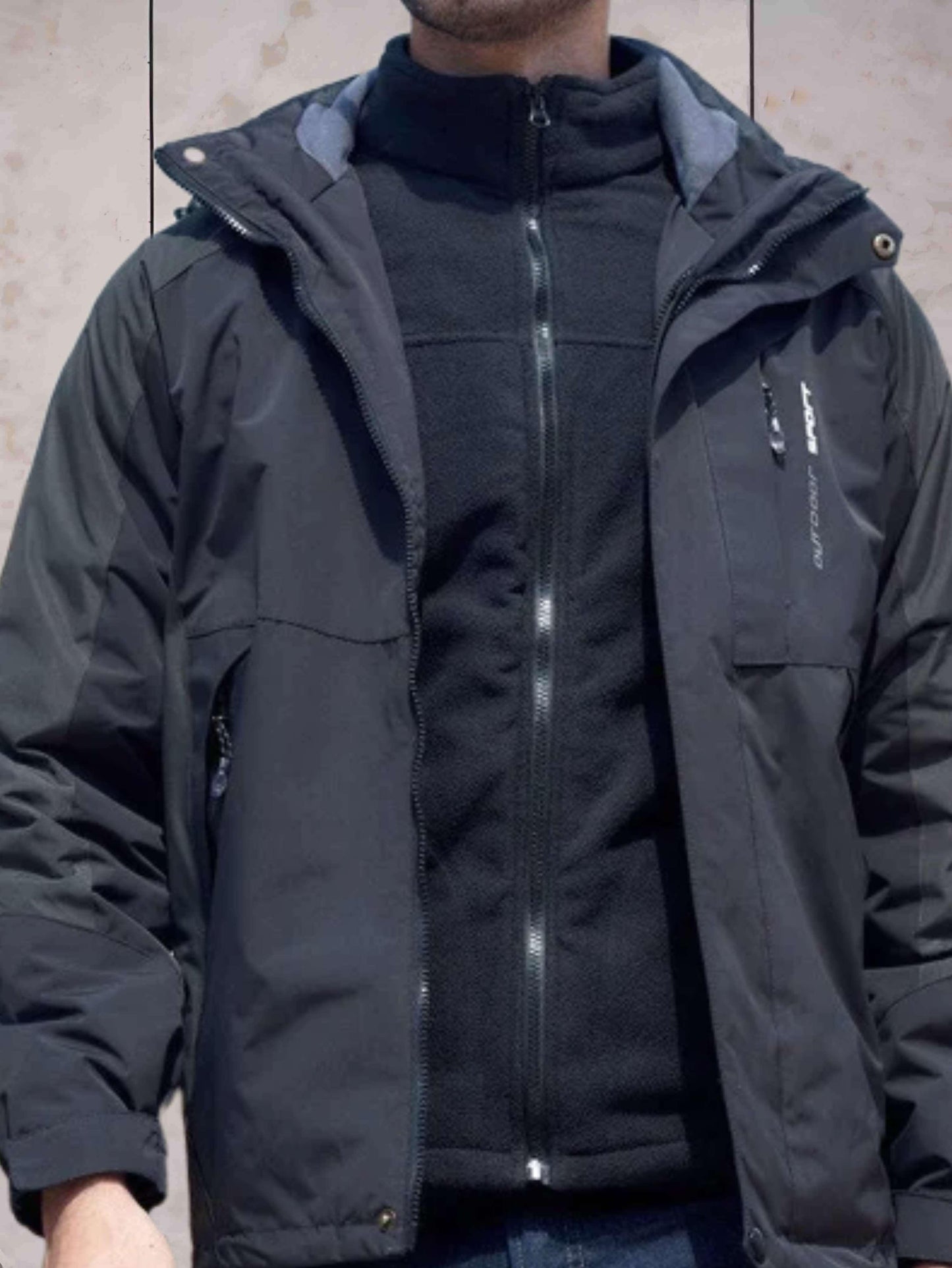 Scotts wasserdichte und winddichte Wanderjacke mit Kapuze, Taschen, doppeltem Reißverschluss und Knöpfen