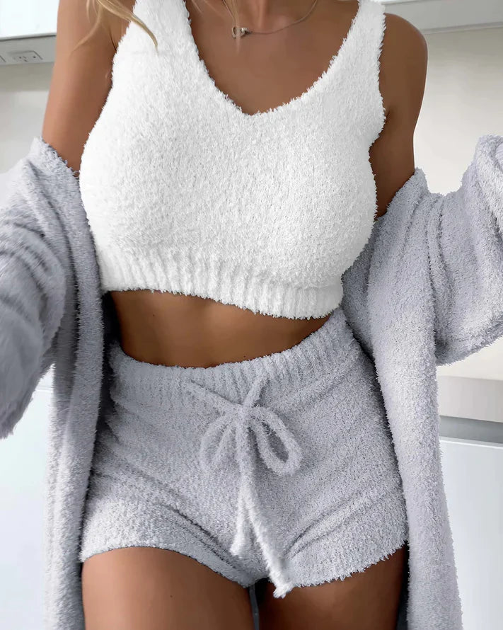 OLIVIA: Gemütliches Strickset (3-teilig)
