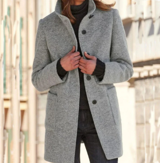 Krohn-e | Stylischer & Eleganter Knopfmantel