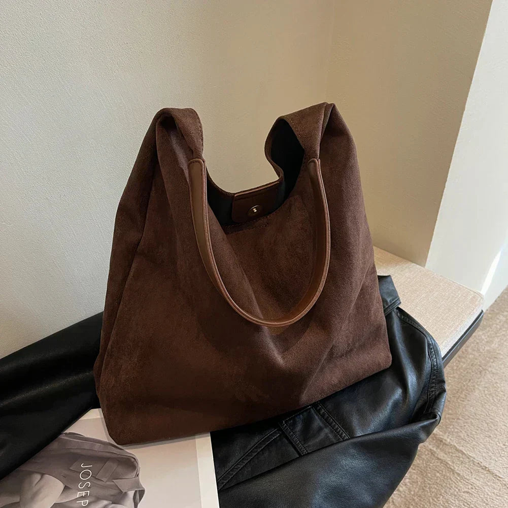 Krohn-e | Tote Bag