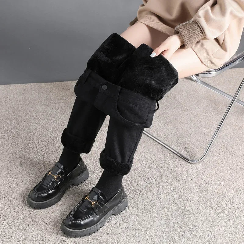 Elegante Winterhosen von Petra: Stilvoll und schick