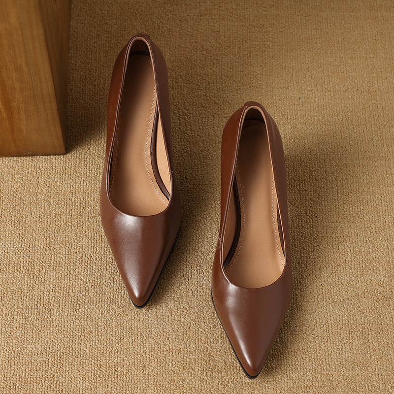 KROHN-E Damen Slip-On Business-Pumps Blockabsatz Spitze Tan