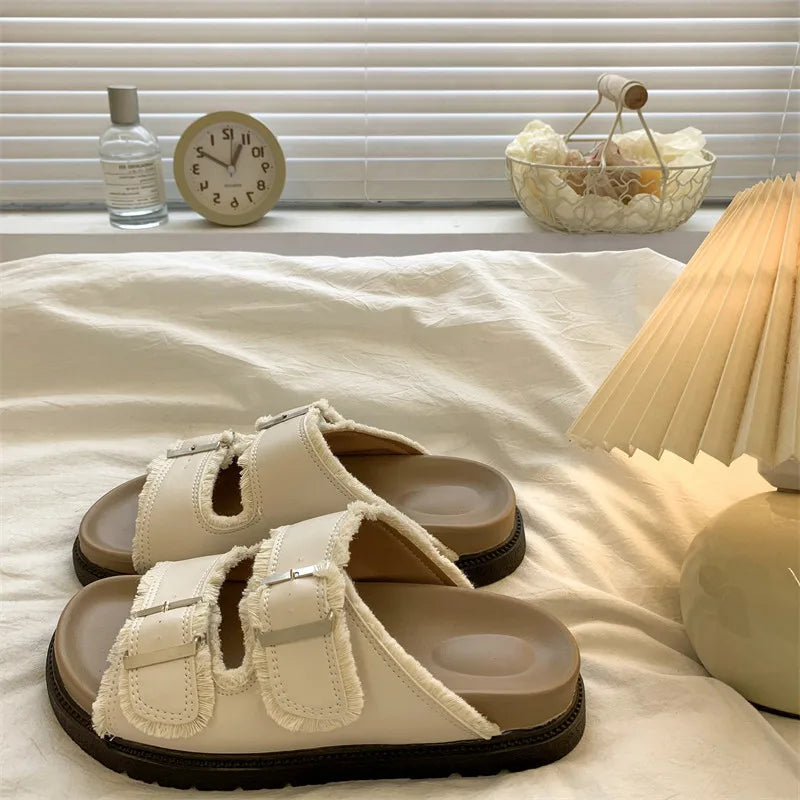 KROHN-E Damen Slip-On Pantoletten Gepolstert Schnallen-Detail