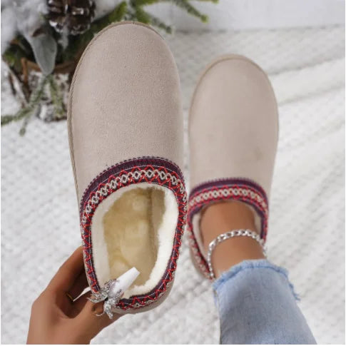 Elegante und bequeme Winterstiefel aus Ebenholz