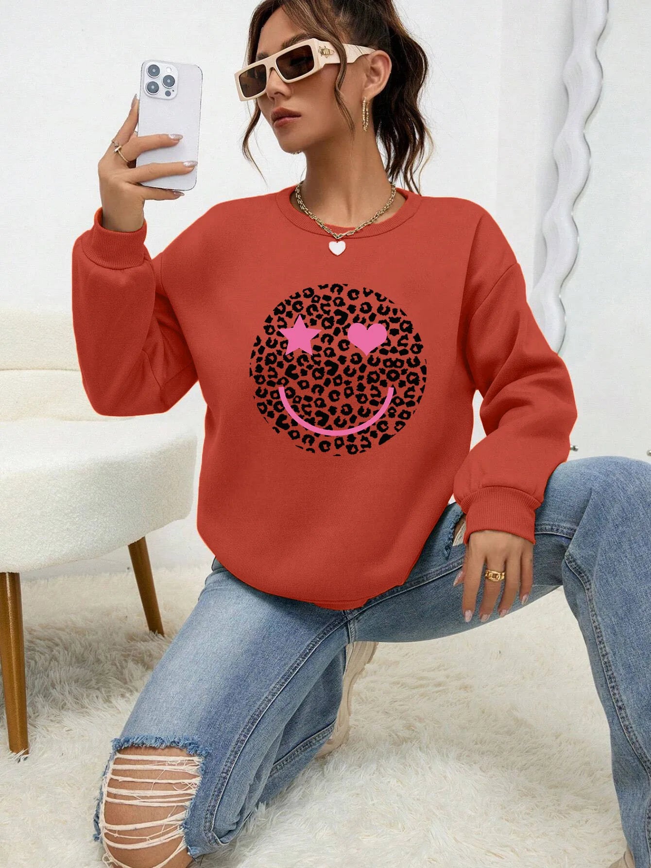 Krohn-e | Lässiges Sweatshirt mit Leopardenmotiv Baumwollmischung Trendy und Komfortabel