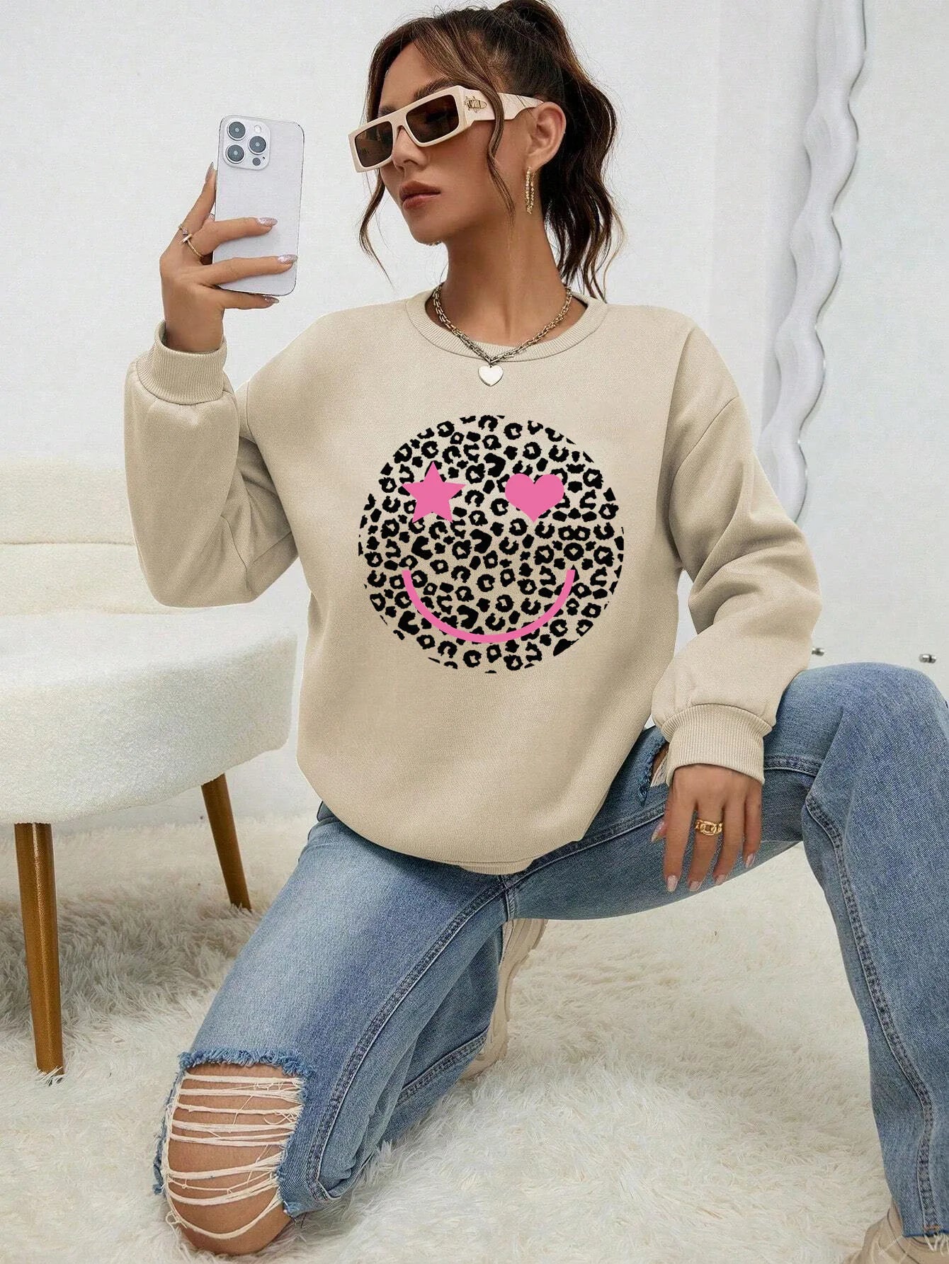 Krohn-e | Lässiges Sweatshirt mit Leopardenmotiv Baumwollmischung Trendy und Komfortabel