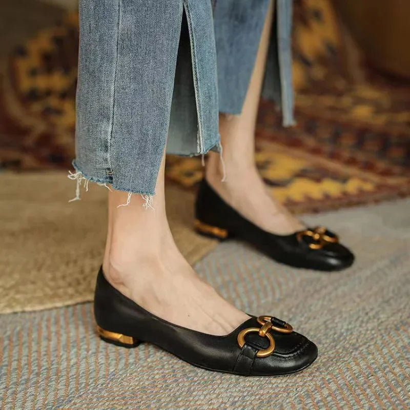 KROHN-E Damen Sandalen Niedriger Absatz Gepolsterte Sohle Riemchen