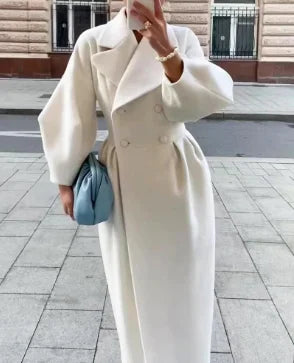 Krohn-e | Eleganter Wintermantel mit Doppelknöpfen