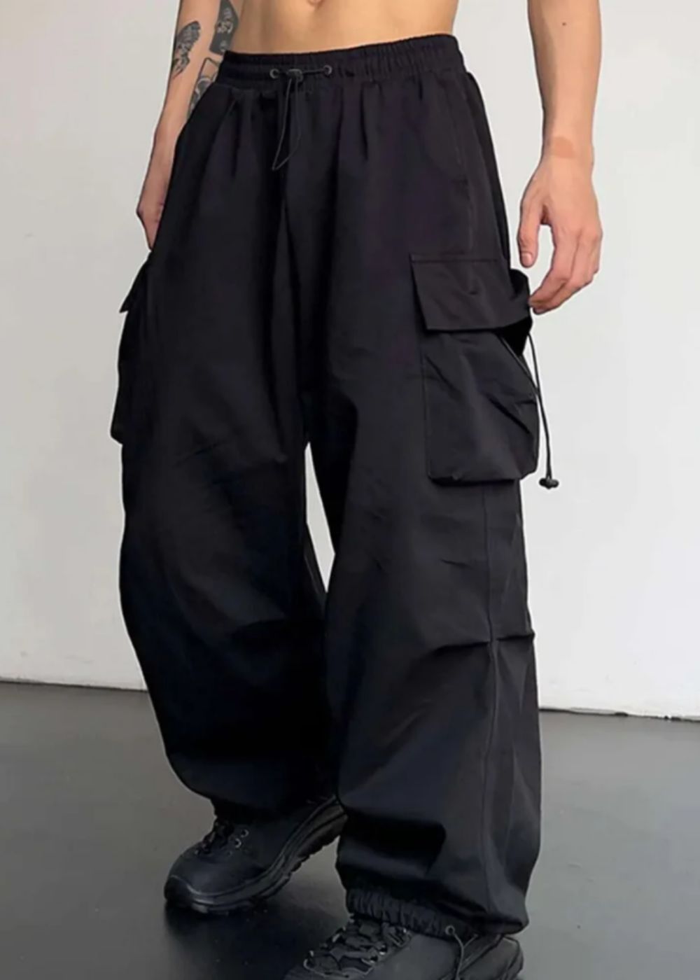 Stefano: Relaxed Cargo Pants