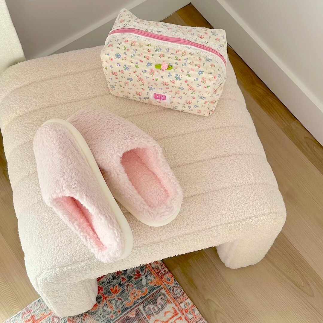Kuschelige Pantoffeln im skandinavischen Stil für Damen