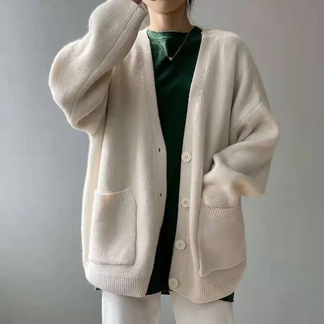 Damen-Strickjacke mit langen Ärmeln und Knöpfen
