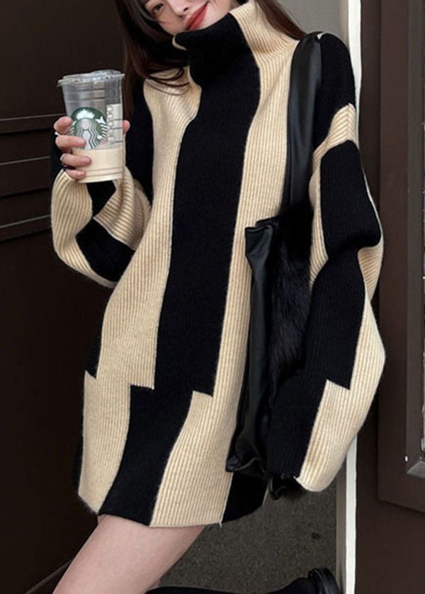 Krohn-e | Einzigartiger Schwarzer Hochgeschlossener Gestreifter Gemütlicher Langer Strickpullover Winter