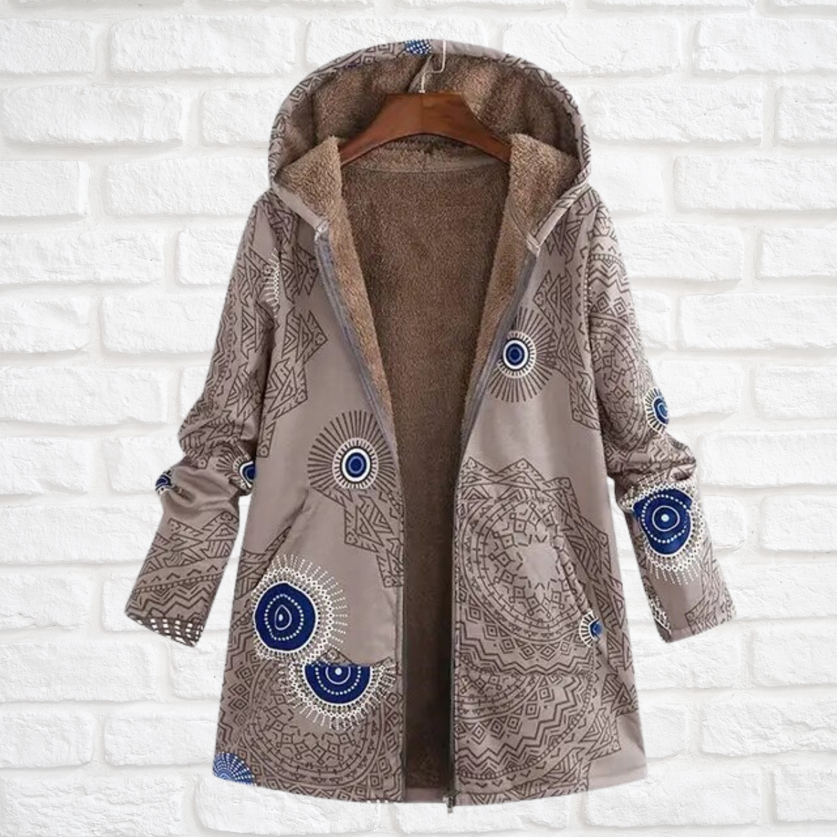 Klassische Kapuzenjacke mit neuem Aufdruck, Ashlyn