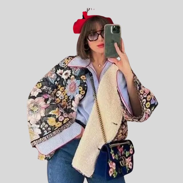 Bequeme, gesteppte Jacke mit Reißverschluss und Blumenmuster von Uzaer