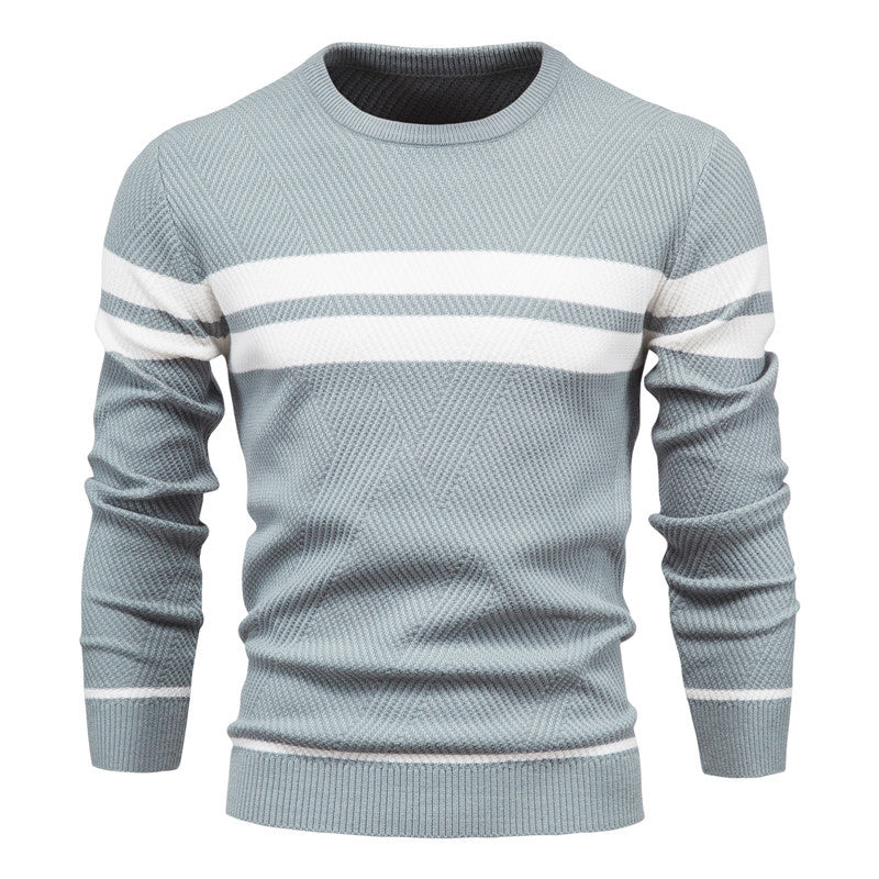Klassischer, moderner Herrenpullover mit Streifendesign und Rundhals