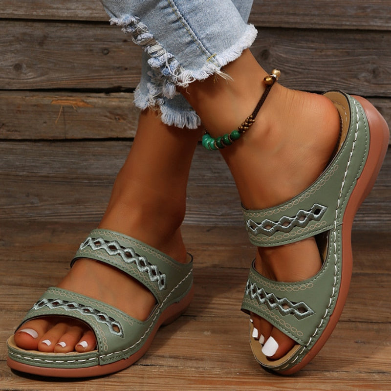 Clara Damen-Sandalen: Komfort und optimale Fußgewölbestütze