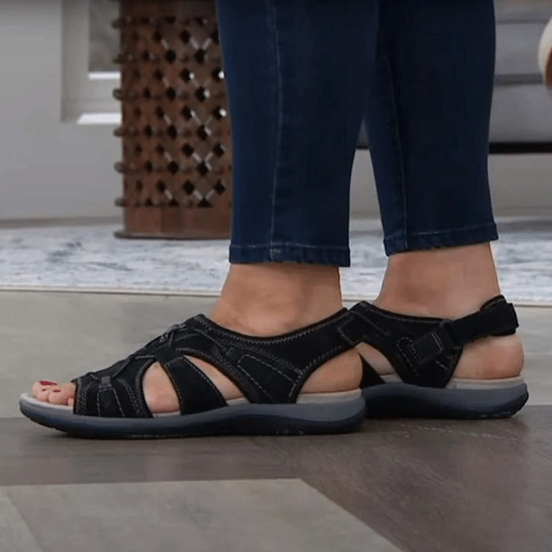 Nina Sandalen: Bequemer, verstellbarer Komfort dank innovativer Nanofoam-Sohle