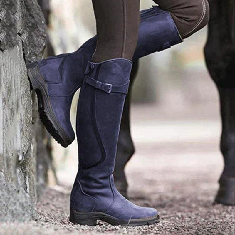 Komfortable und stabile Damenstiefel von Tanja, wasserabweisend.