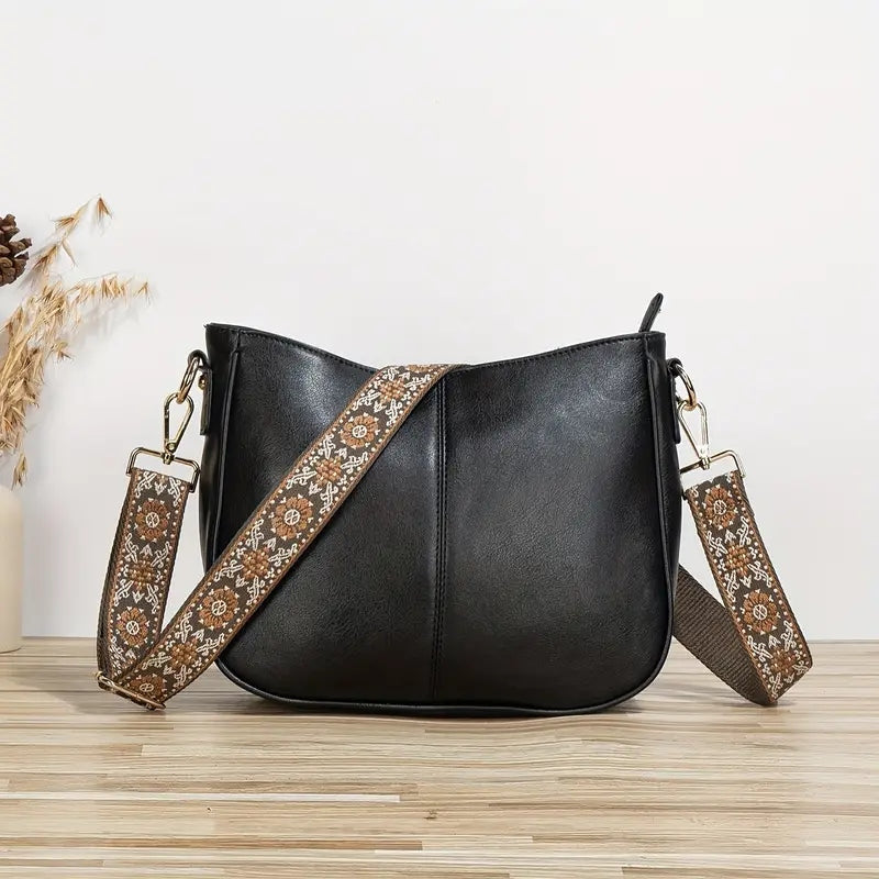 Mila: Modische vegane Schultertasche mit goldenen Akzenten