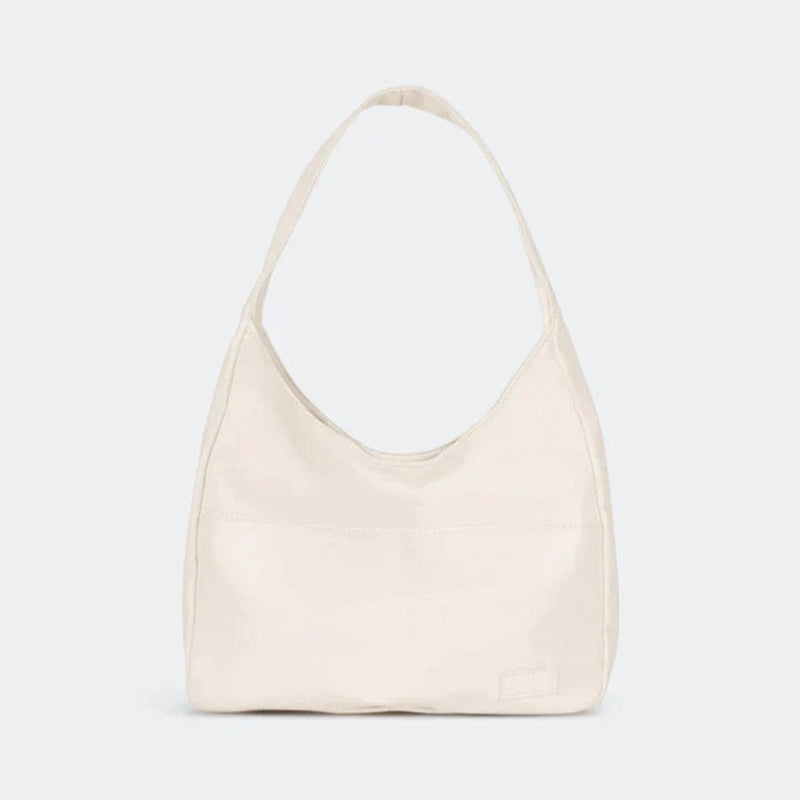 Selina: Eine modische Damen-Umhängetasche mit großem Stauraum