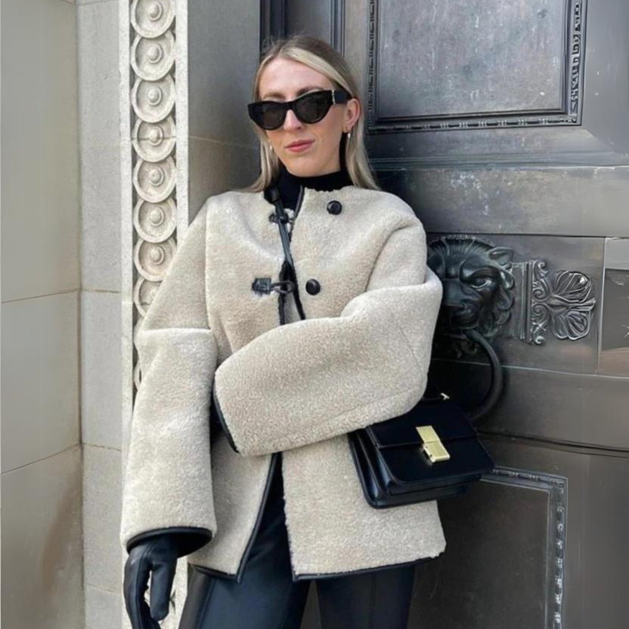 Krohn-e | Zeitgenössische Strickjacke