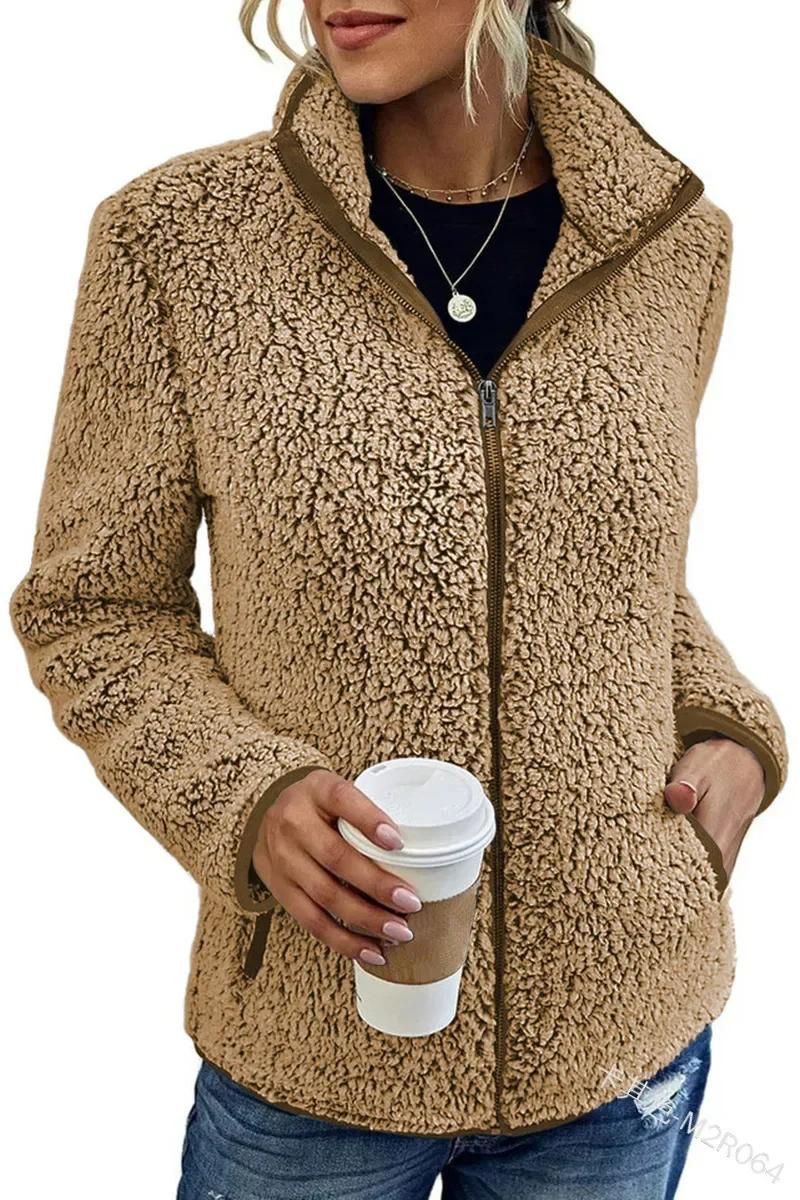 Willa: Warme Jacke mit hohem Kragen und Zipper