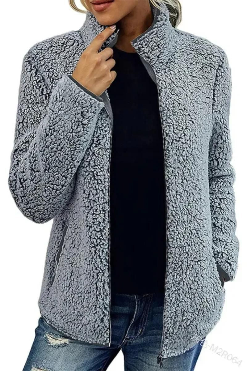 Willa: Warme Jacke mit hohem Kragen und Zipper