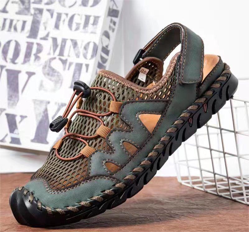 Herrensandalen: Komfort und Funktion an heißen Tagen