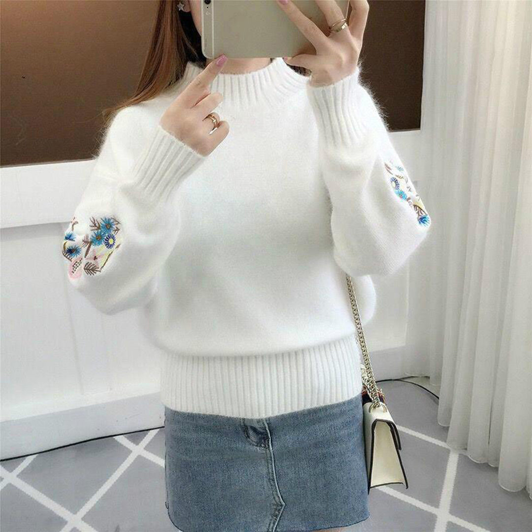 Krohn-e | Strickpullover mit floraler Stickerei