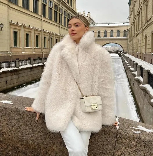 Edler Damen-Pelzmantel Keiira – zeitlos elegant