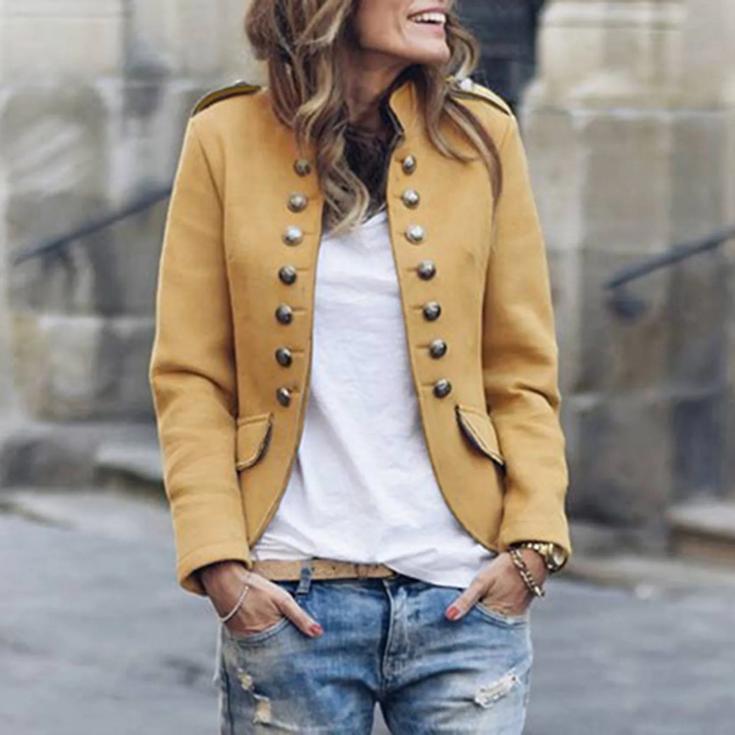 Eve Women's Vintage-Style Mantel