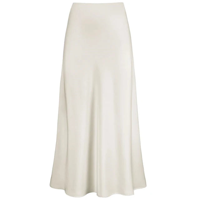 Elysia Mode: Langer, glänzender Satinrock