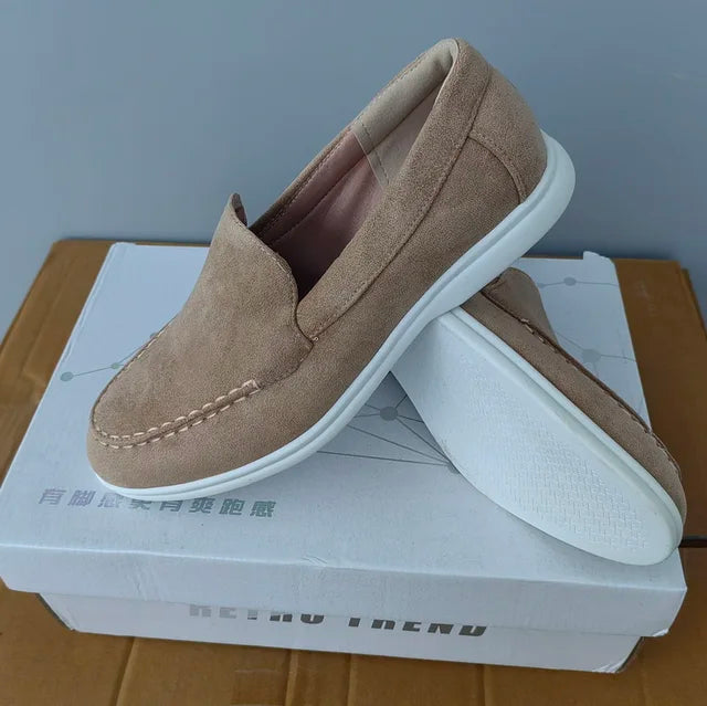 Luoluo Piano Loafers for a Spring Stroll
