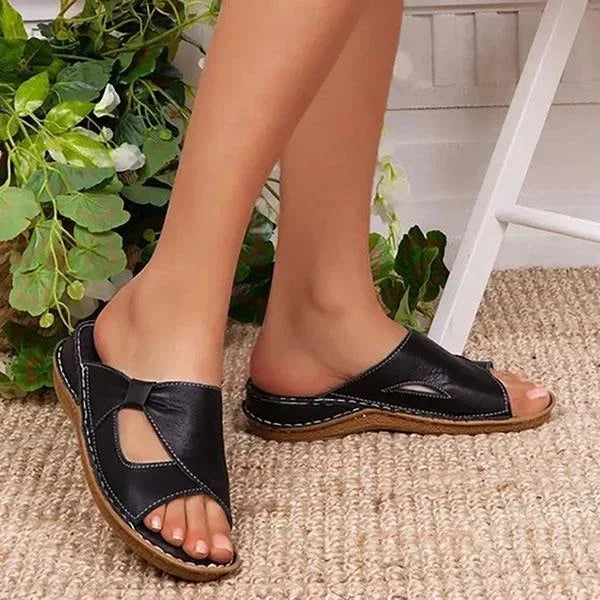 Leder-Sandalen von Robyn