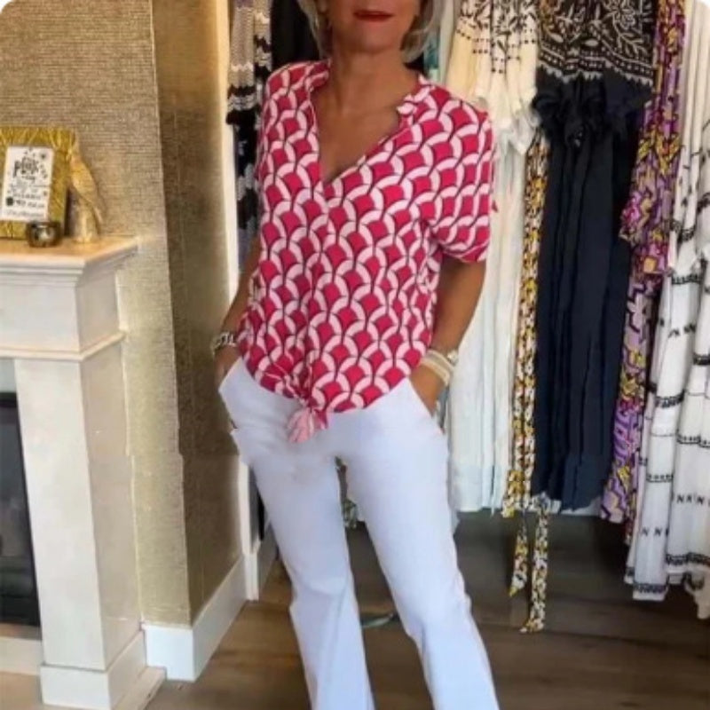 Schicke Damenbluse mit sommerlichem Druck von Fudus