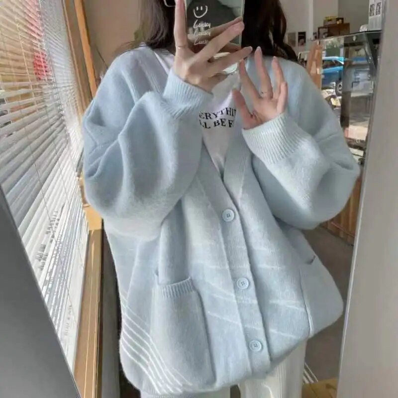 Krohn-e | Elegante Strickjacke mit Knopfleiste