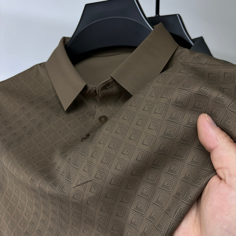 Luxuriöses und bequemes Herren-Seidenpolo mit Muster