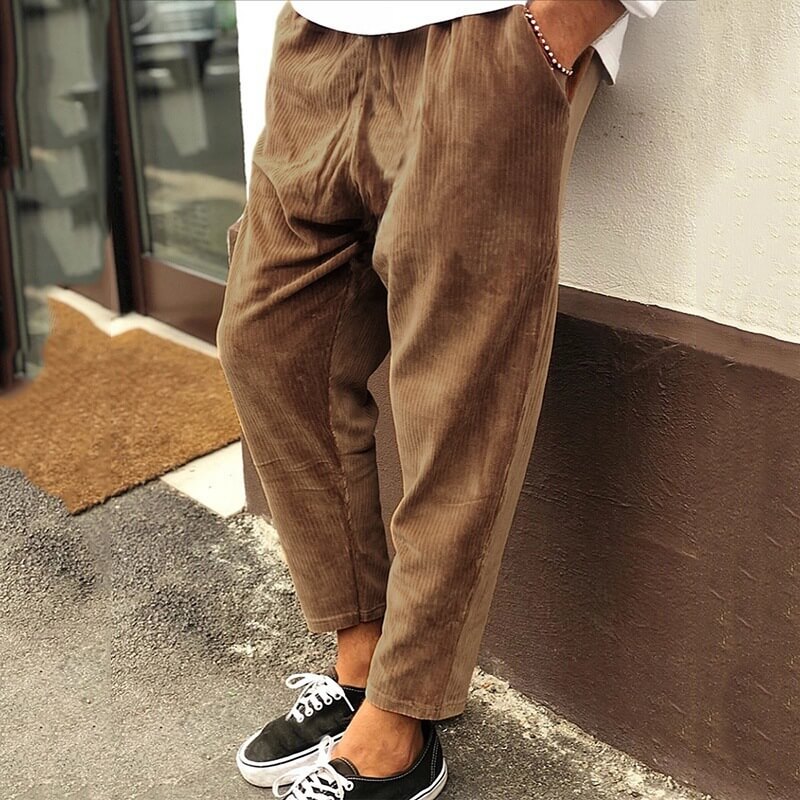 Herren Cordhose Alfred: bequeme Freizeit-Hose in klassischer, lockerer Passform