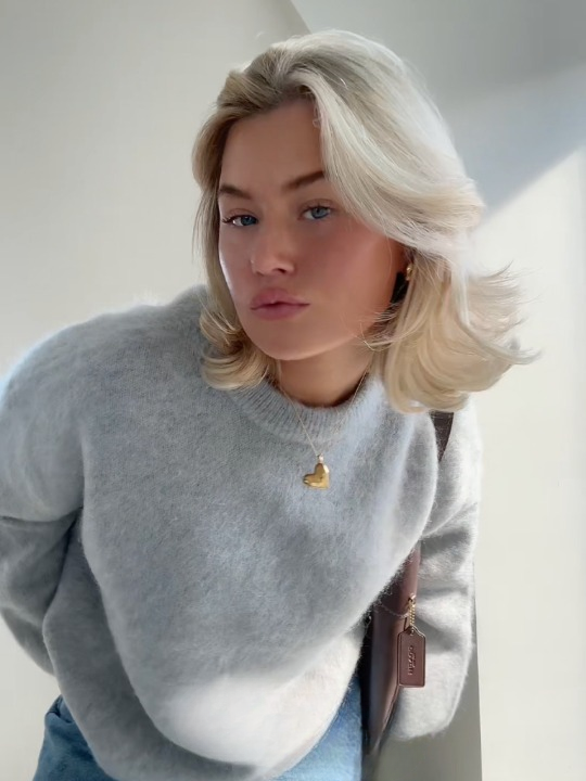 Krohn-e | weicher Mohair-Strickpullover