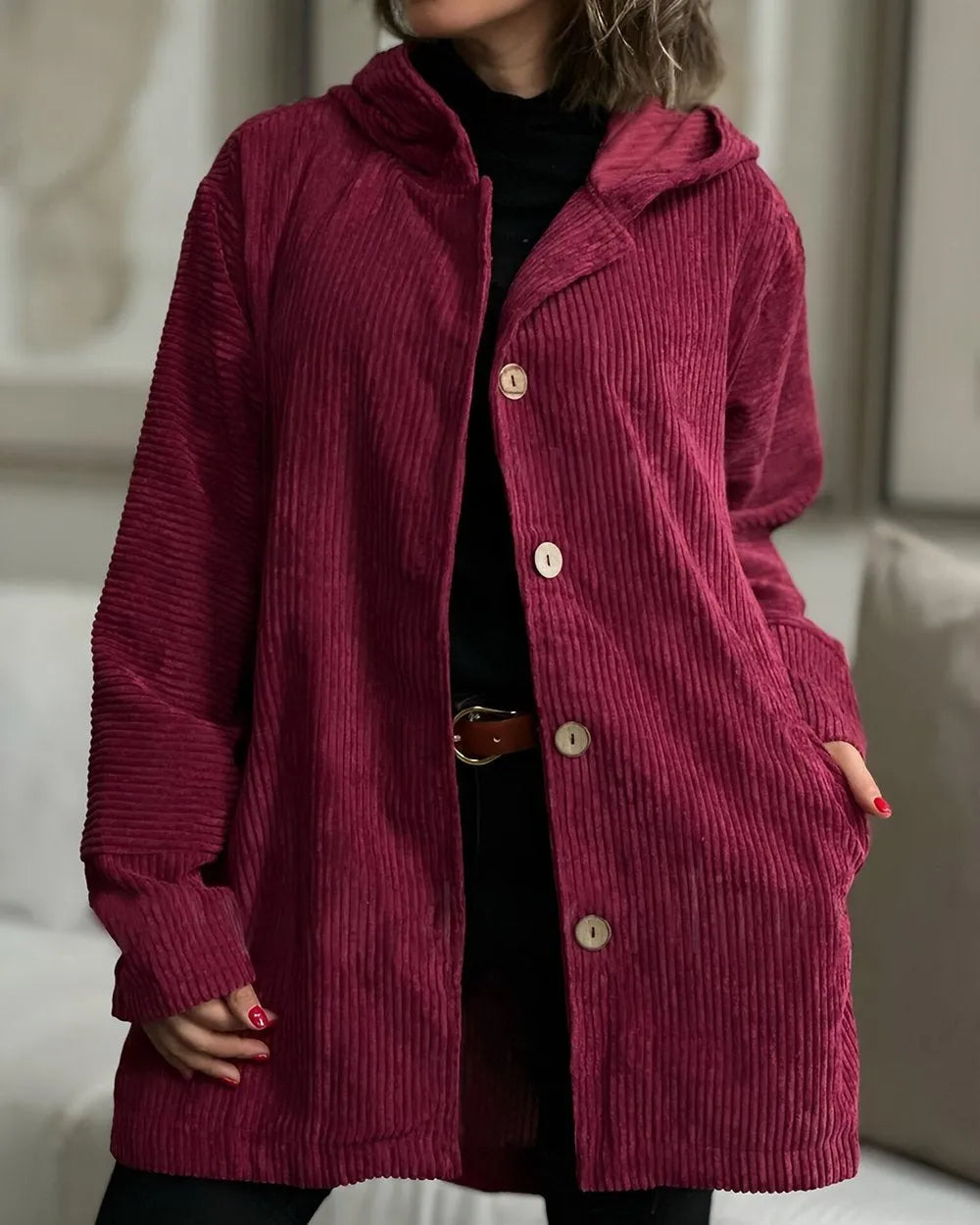 Krohn-e | Lässige Cordjacke mit Kapuze für Damen