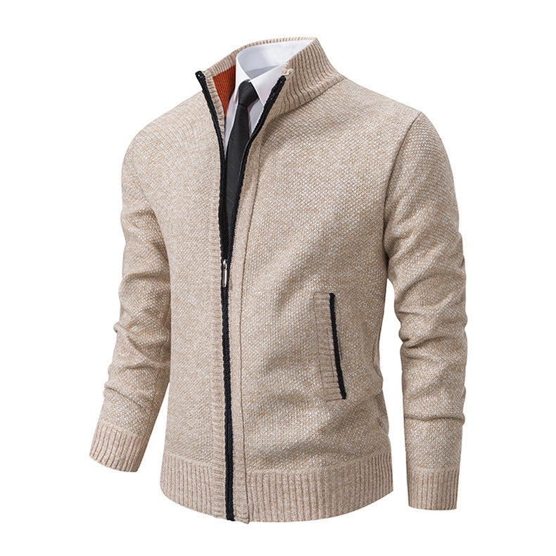 Herrenstrickjacke Aidan: robust, mit Stehkragen