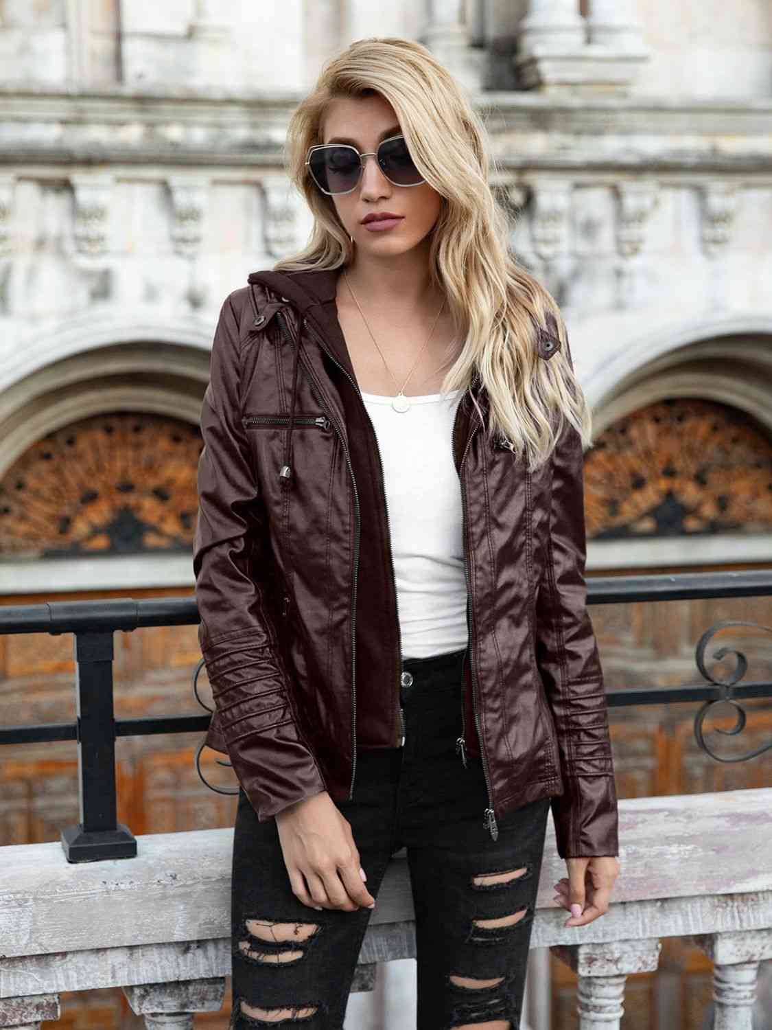 Krohn-e | PU-Jacke mit Kapuze und durchgehendem Reißverschluss