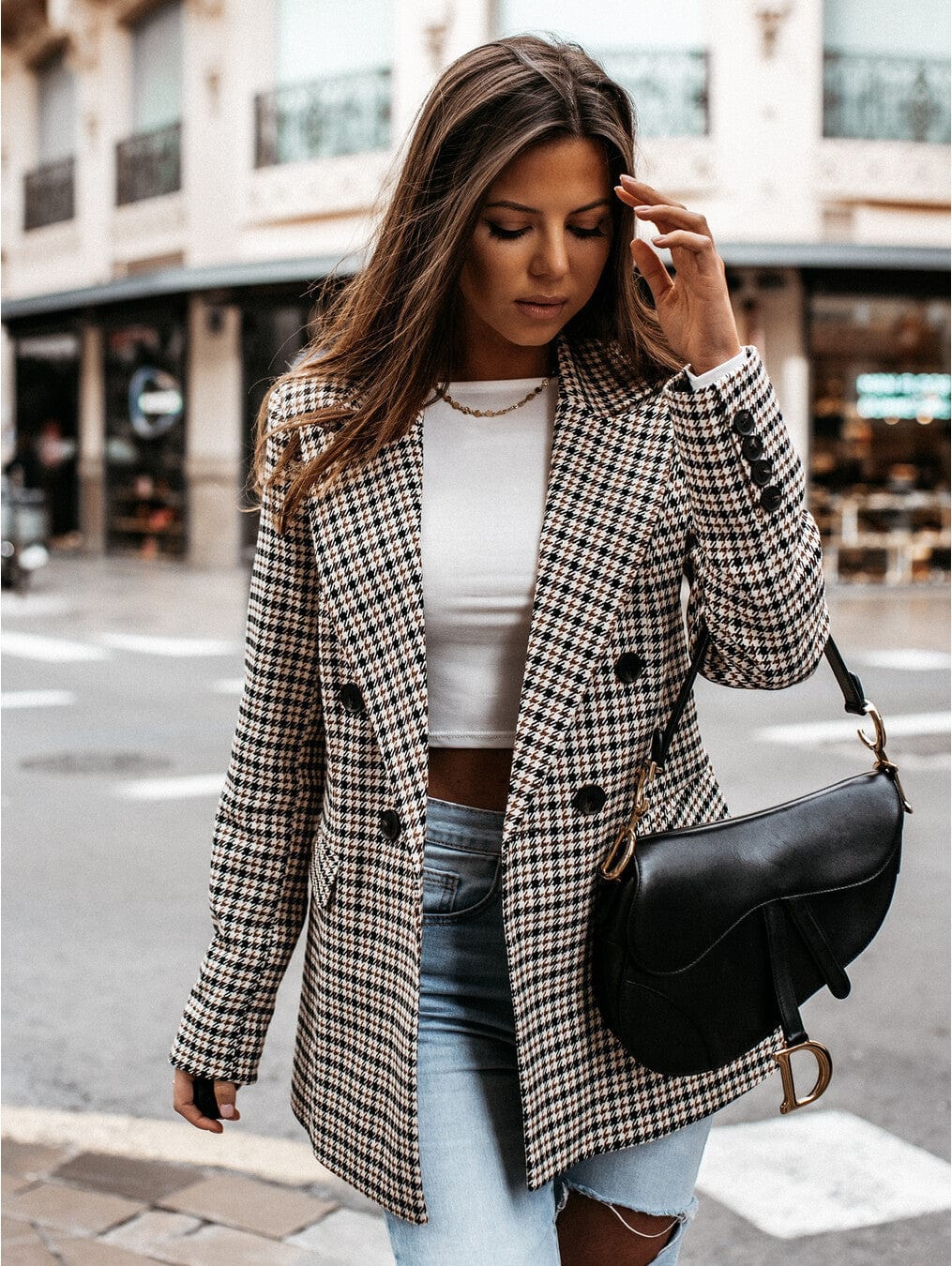 Avelena Blazer: Elegant Checked Design