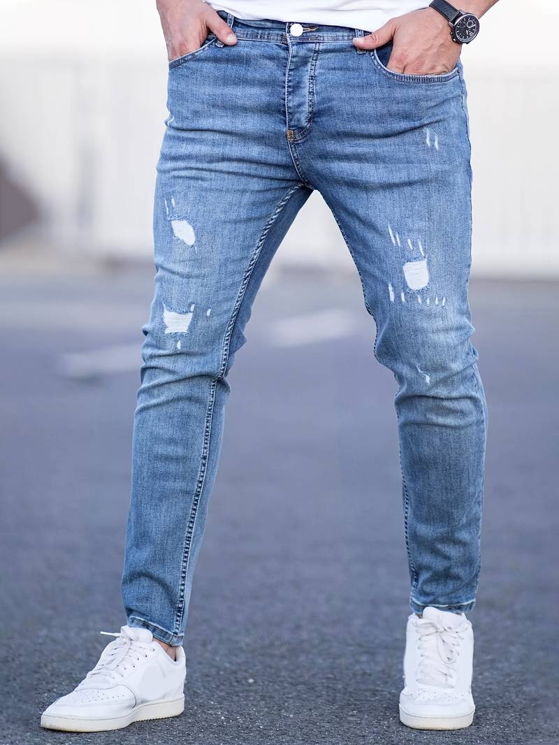 Moderne, bequeme Herrenjeans für den Sommer - Reinhard
