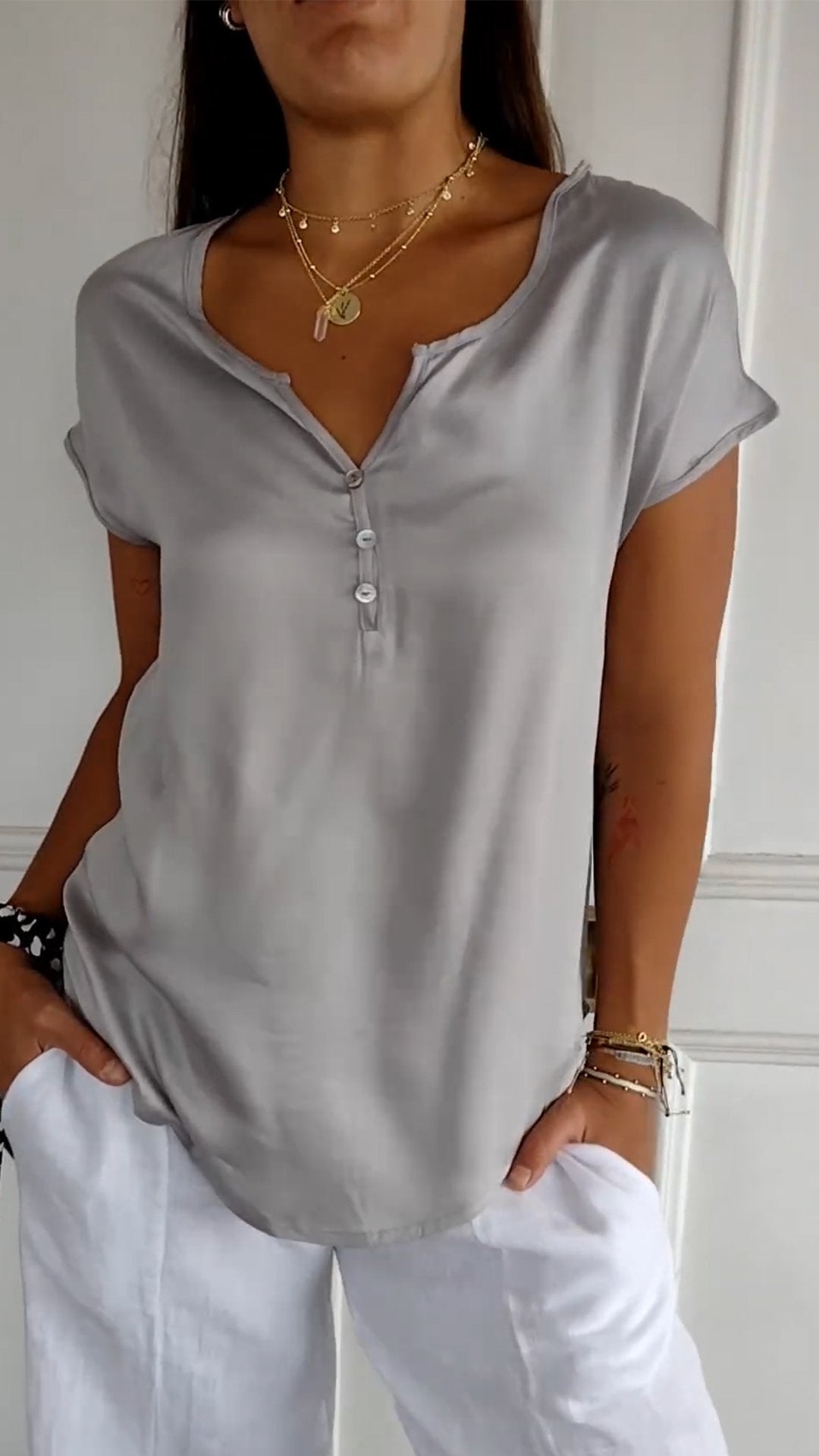 Damen-T-Shirt mit V-Ausschnitt und hohem Tragekomfort