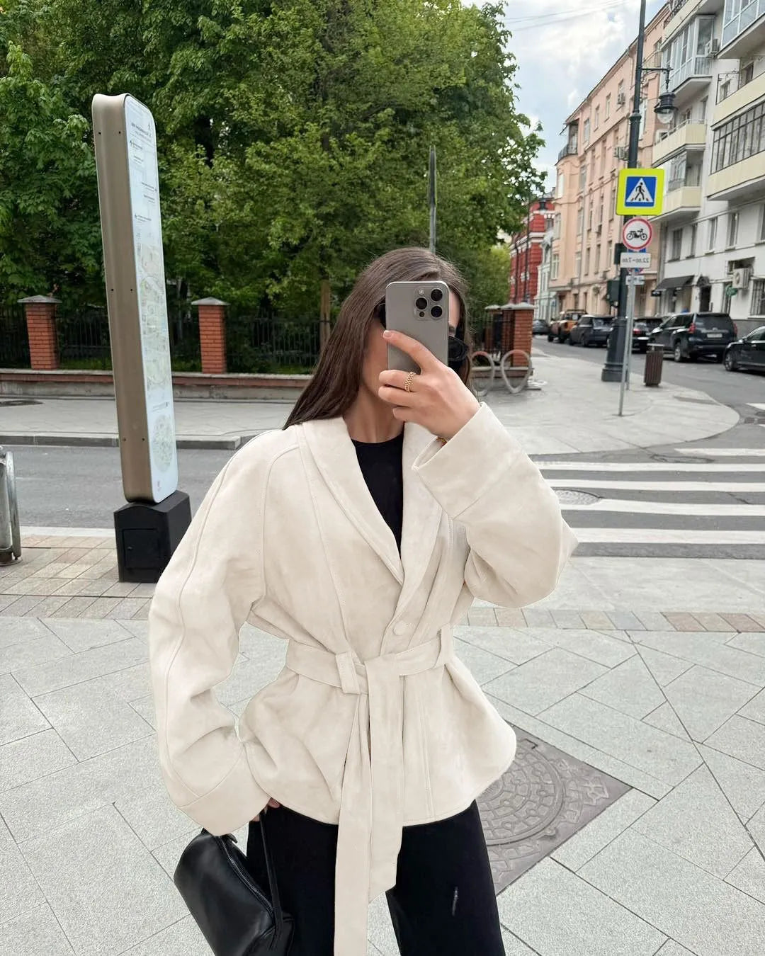 Krohn-e | Retro Wildlederjacke mit langen Ärmeln