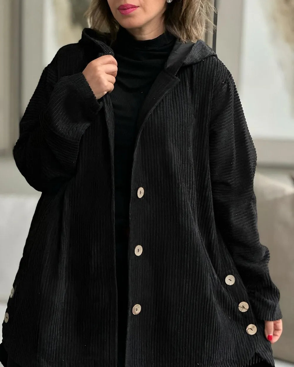 Krohn-e | Lässige Cordjacke mit Kapuze für Damen